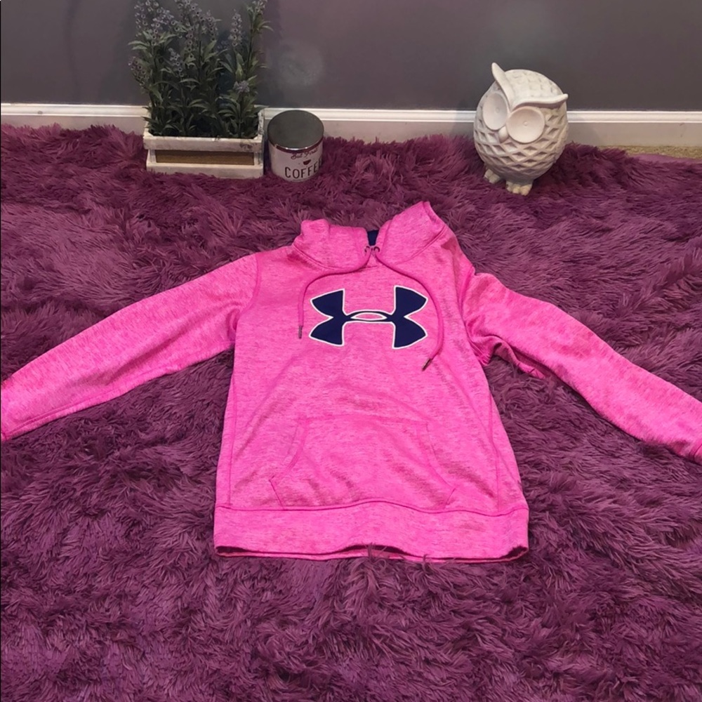 Under Armour sweatshirt